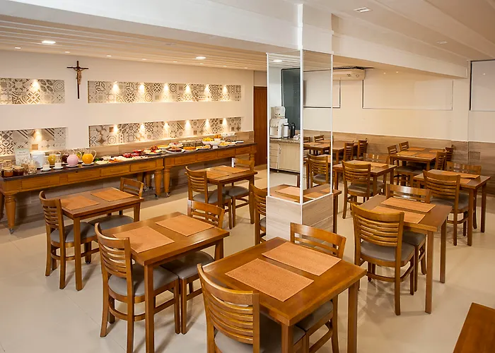Alves Hotel